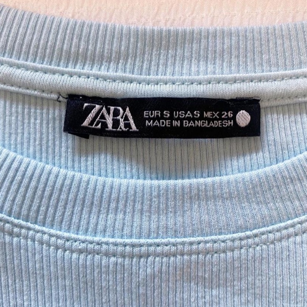 ZARA BLUE RUFFLE TOP - Picture 3 of 3